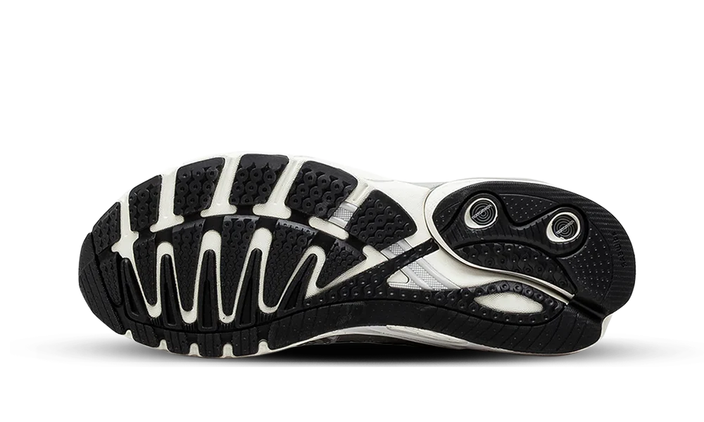 Overkicks - Adidas Adistar Control 5 Silver Metallic Black (JQ4168) - par completo