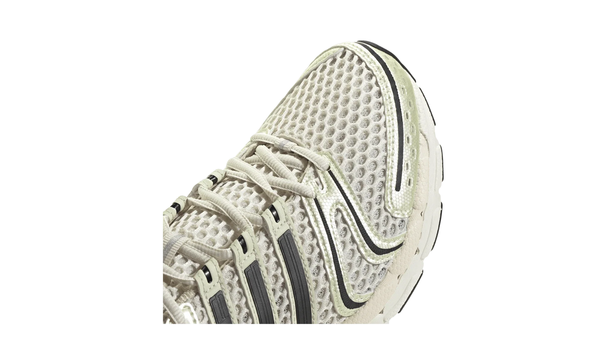 Overkicks - Adidas Adistar Control 5 White Black Alumina (KI6152) - detalle lateral interior
