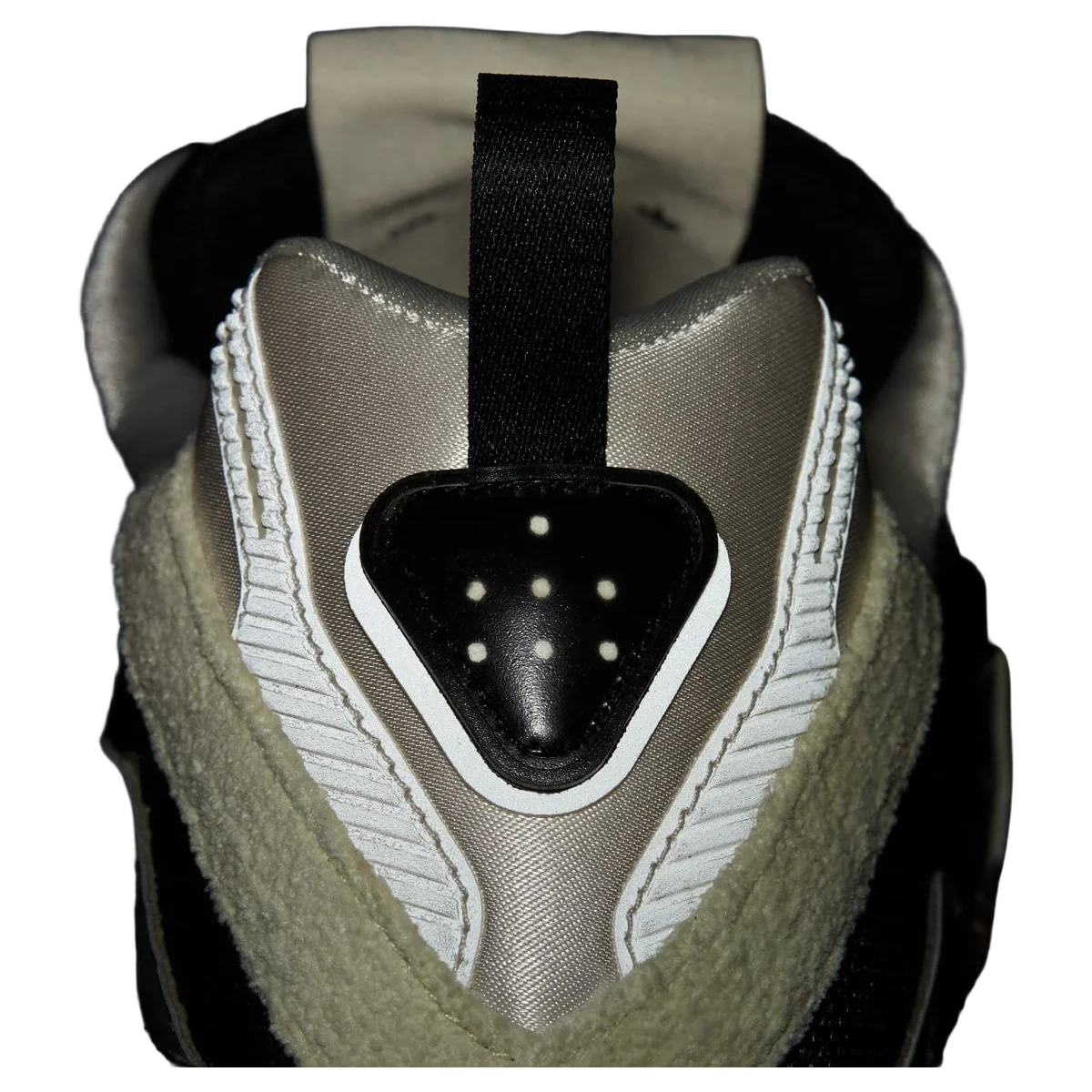 Overkicks - Adidas Adistar Cushion Song for the Mute Core Black Dark Brown (JH9007) - detalle