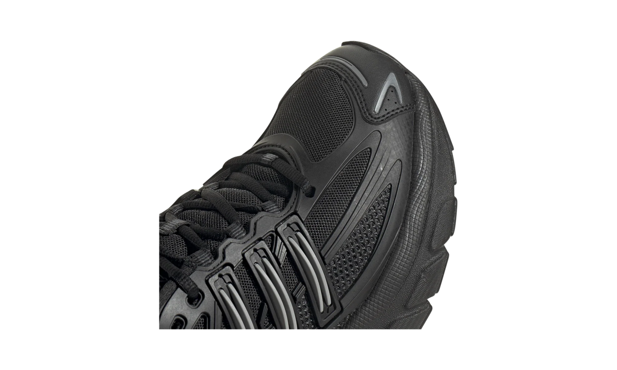 Overkicks - Adidas Adistar XLG 2.0 Black (HQ7555) - detalle lateral interior