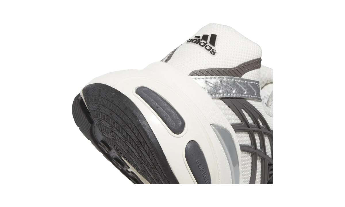 Overkicks - Adidas Adistar XLG 2.0 Grey Strata Off White (KJ7895) - detalle lateral interior