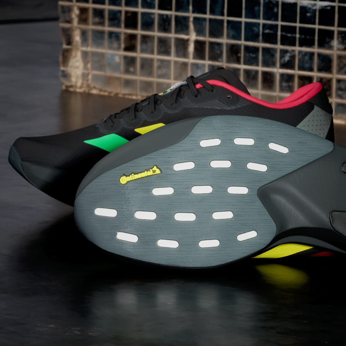 Overkicks - Adidas Adizero Evo SL Bob Marley Black (KJ6160) - detalle