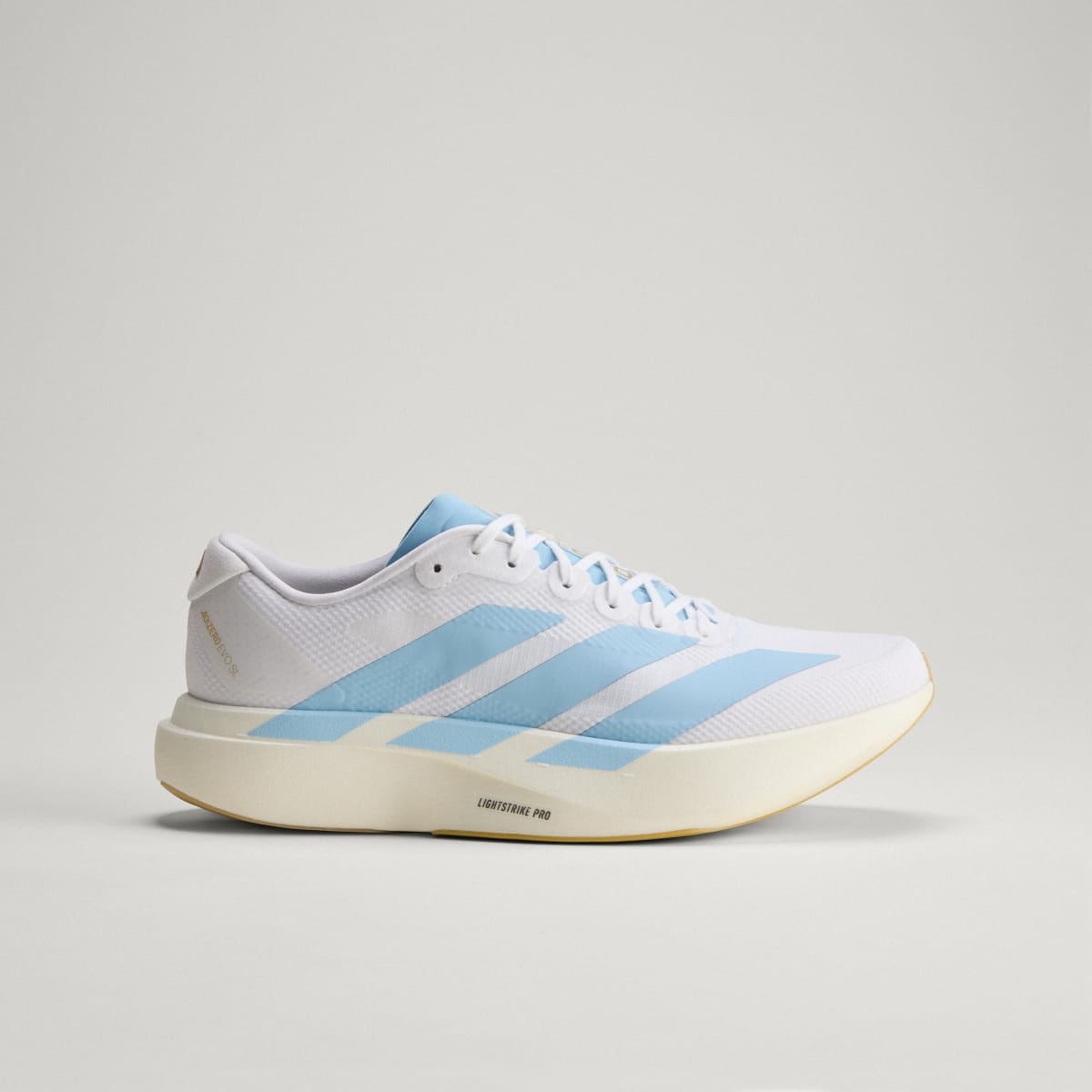 Overkicks - Adidas Adizero Evo SL White Clear Blue (JQ4527) - par completo