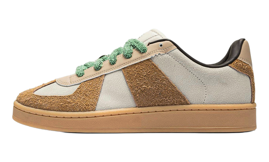 Overkicks - Adidas BW 00s The Whitaker Group Do Not Duplicate Cream (KK0183) - vista lateral