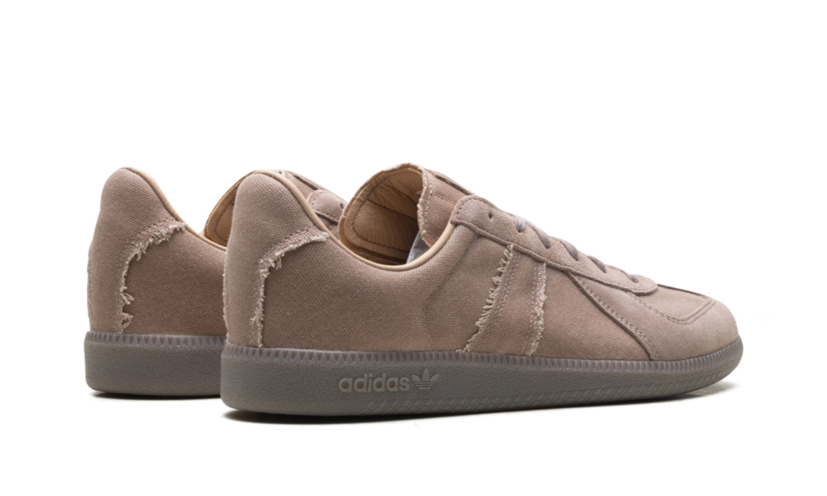 Overkicks - Adidas BW Army Beige Brown (JR3726) - par completo