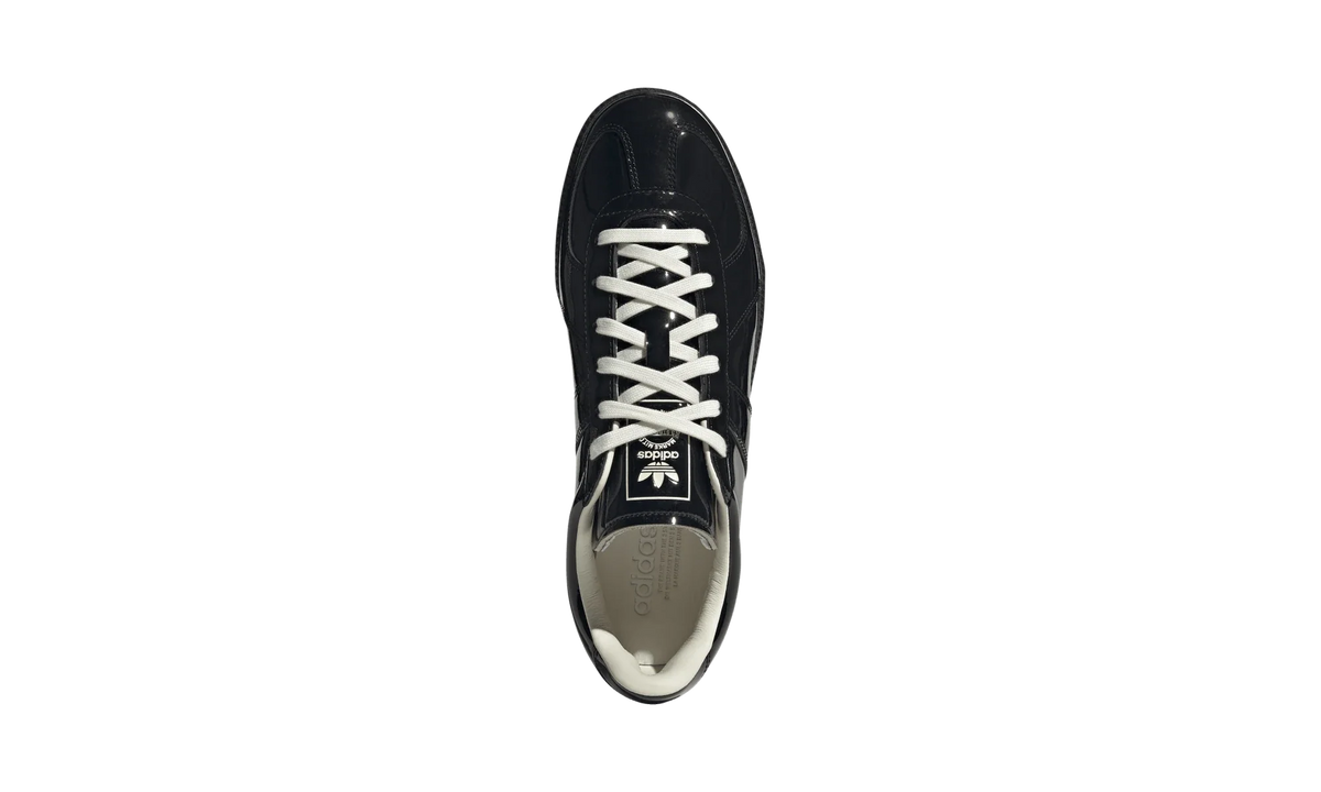 Overkicks - Adidas BW Army Black Patent Leather (HQ9232) - par completo