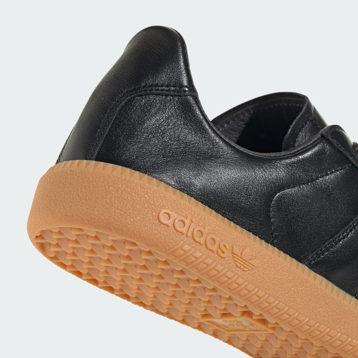 Overkicks - Adidas BW Army Decon Black Gum (KJ1785) - detalle