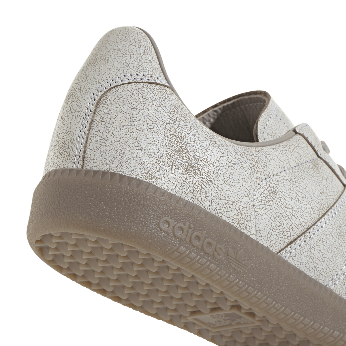 Overkicks - Adidas BW Army Earth Strata Cracked Leather (JR7345) - detalle lateral interior