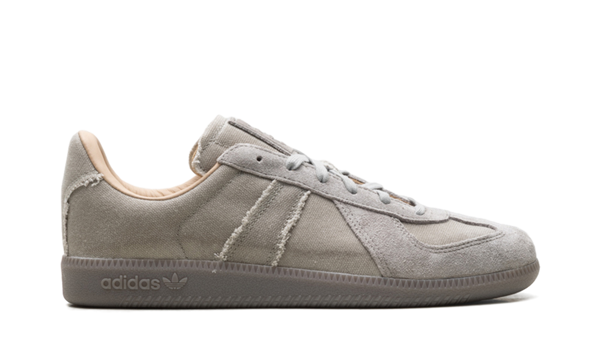 Overkicks - Adidas BW Army Silver Pebble (JR3724) - detalle talon