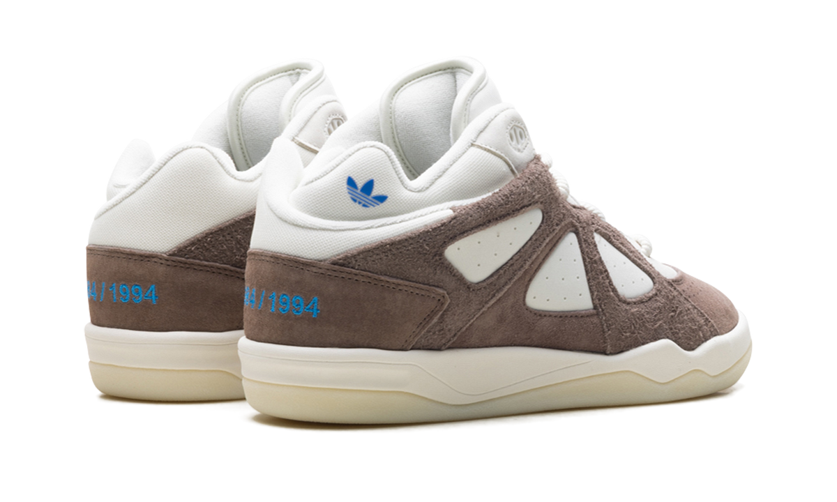 Overkicks - Adidas BadBo 1.0 Bad Bunny Brown (JS1469) - par completo