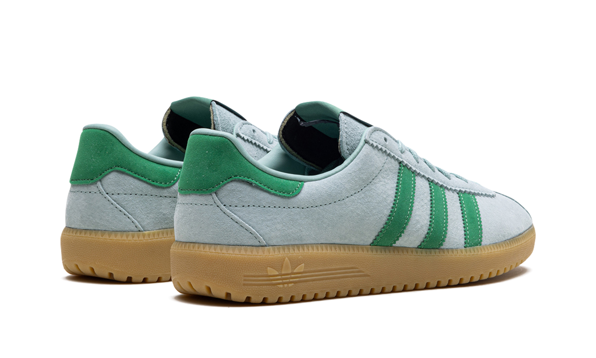 Overkicks - Adidas Bermuda Hazy Green (IH0300) - par completo