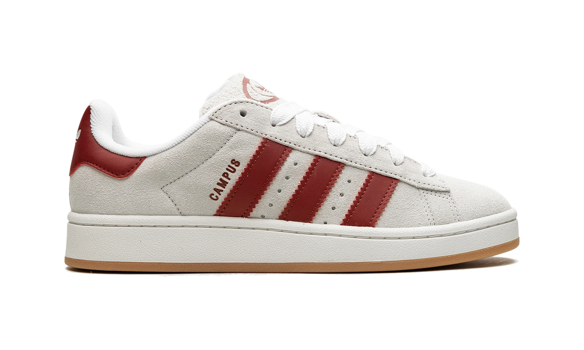 Overkicks - Adidas Campus 00s Crystal White Preloved Ruby (JQ7783) - detalle talón