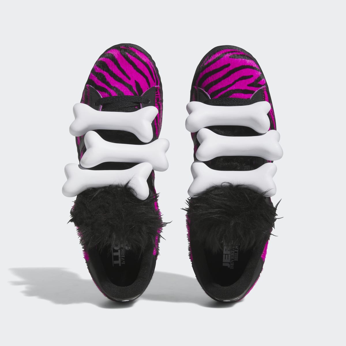 Overkicks - Adidas Campus 80s Jeremy Scott Bones Pink (HQ4494) - par completo