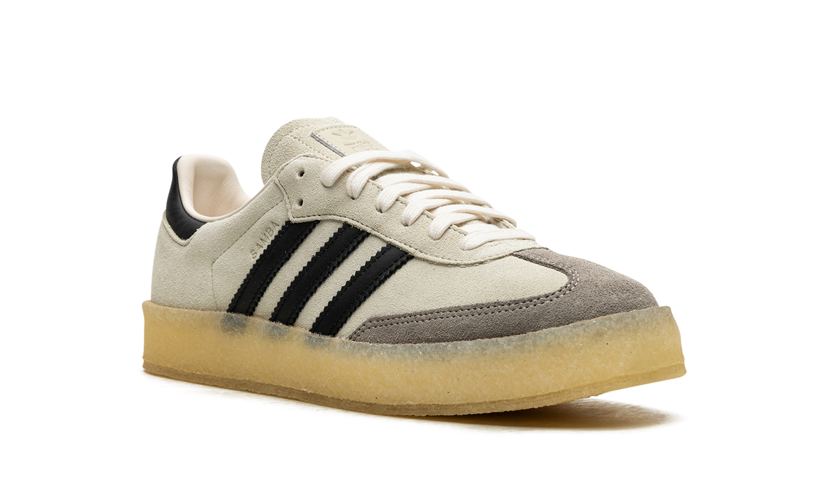 Overkicks - Adidas Clarks 8th Street Samba by Ronnie Fieg Kithmas White Black (IE4033) - detalle lateral interior