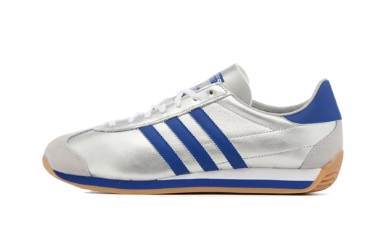 Overkicks - Adidas Country OG Matte Silver Bright Blue Cloud White (IE4230) - vista lateral
