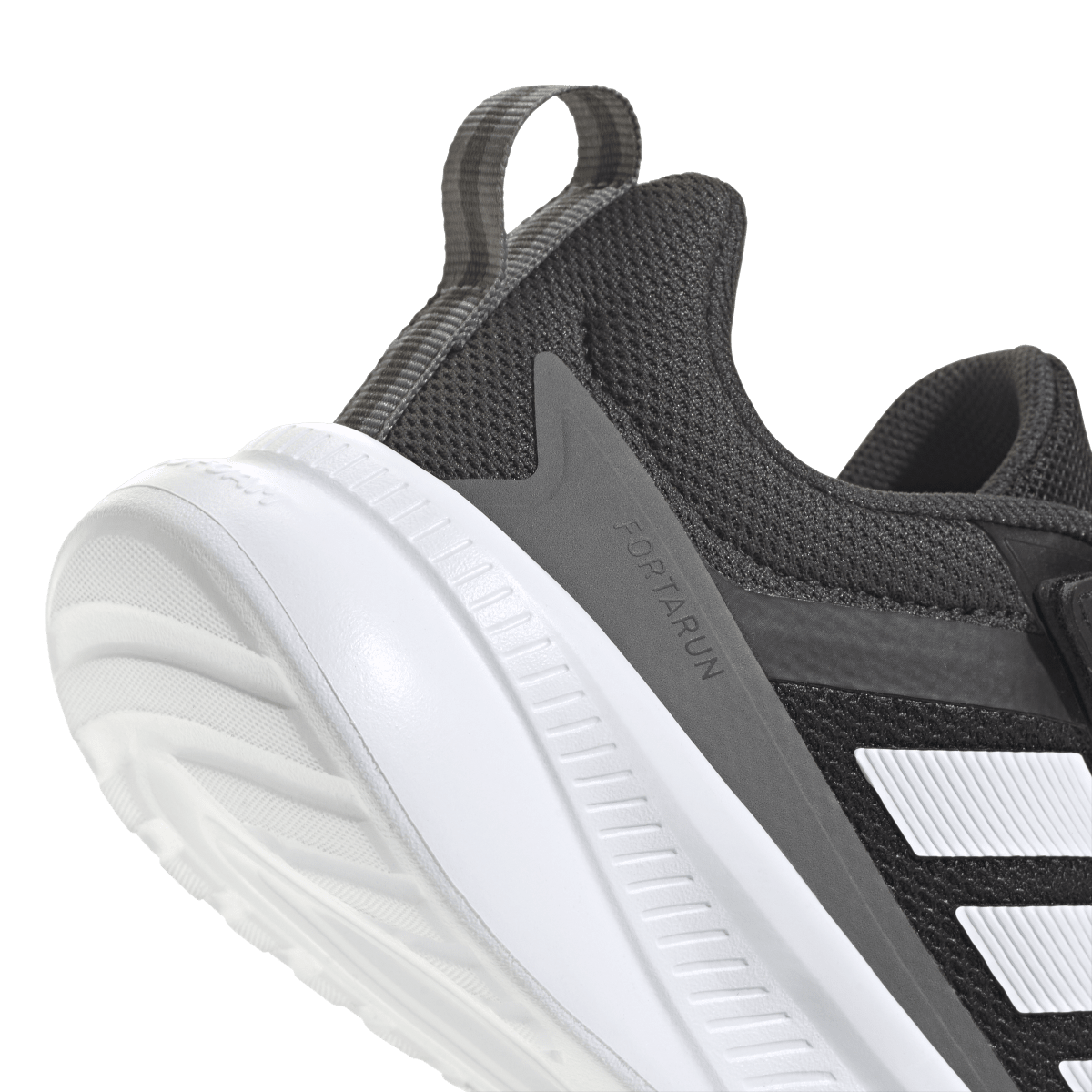 Overkicks - Adidas Fortarun 4.0 Core Black Cloud White Carbon (PS) (JQ5193) - imagen 8
