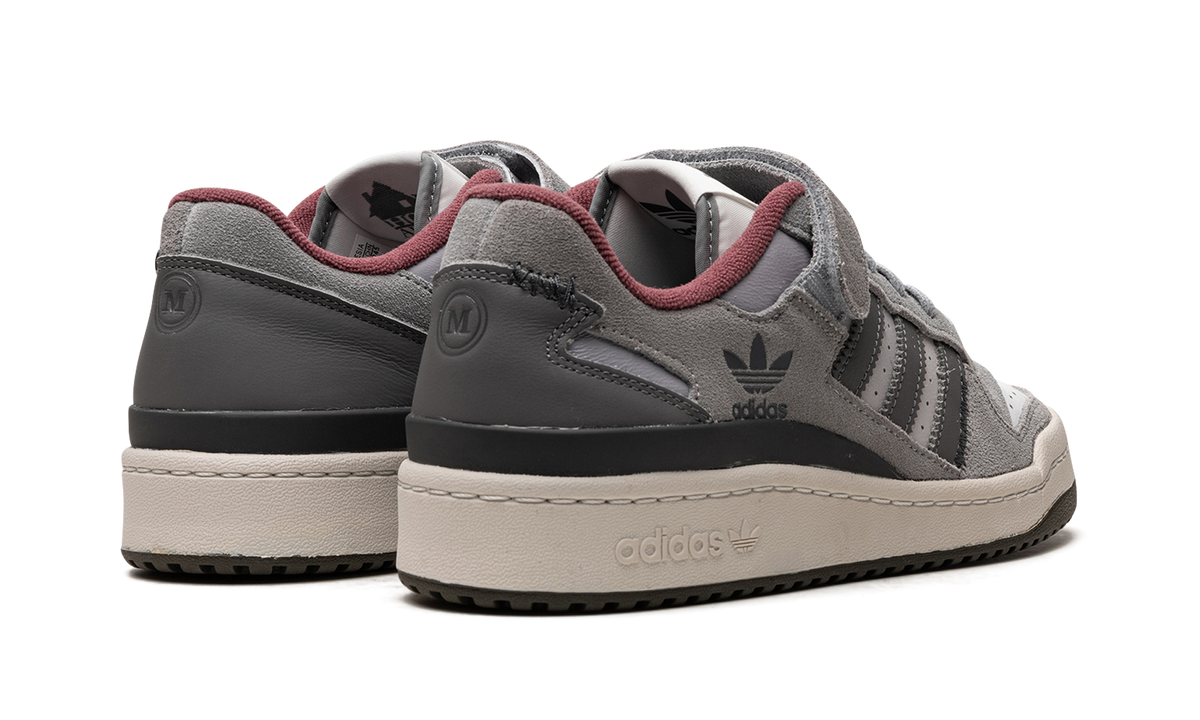 Overkicks - Adidas Forum 84 Low Home Alone 2 (ID4328) - par completo