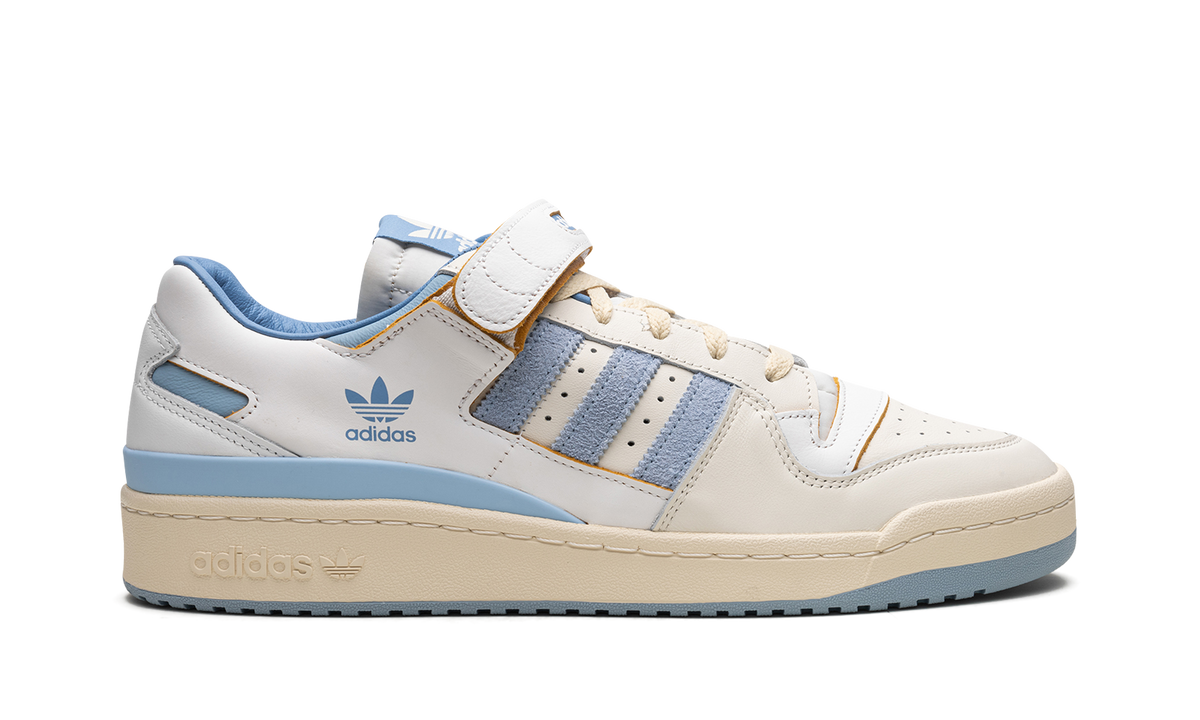 Overkicks - Adidas Forum 84 Low UNC (GZ1893) - detalle talón
