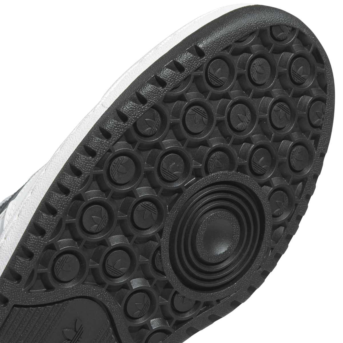 Overkicks - Adidas Forum Low CL Core White Core Black (IH7830) - detalle