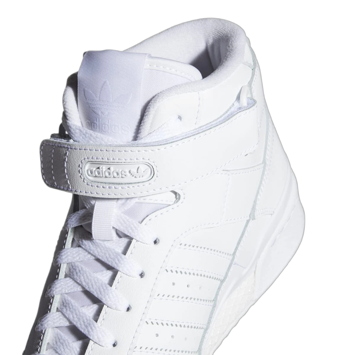 Overkicks - Adidas Forum Mid Triple White (FY4975) - detalle