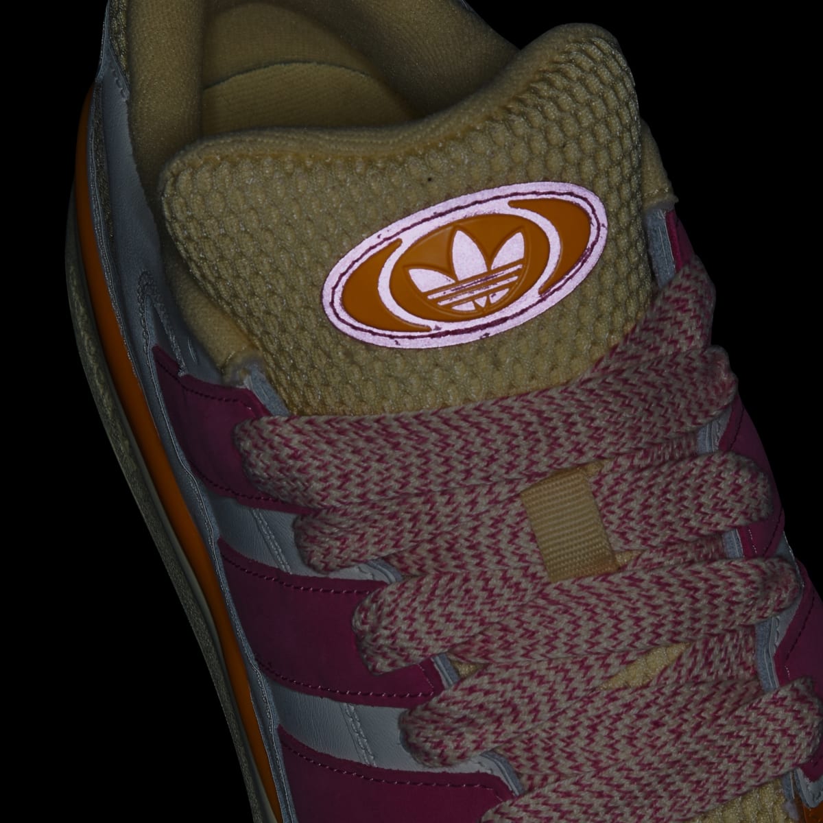 Overkicks - Adidas Forum2000 Off White Pink Fusion Orange Tint (JR3172) - detalle