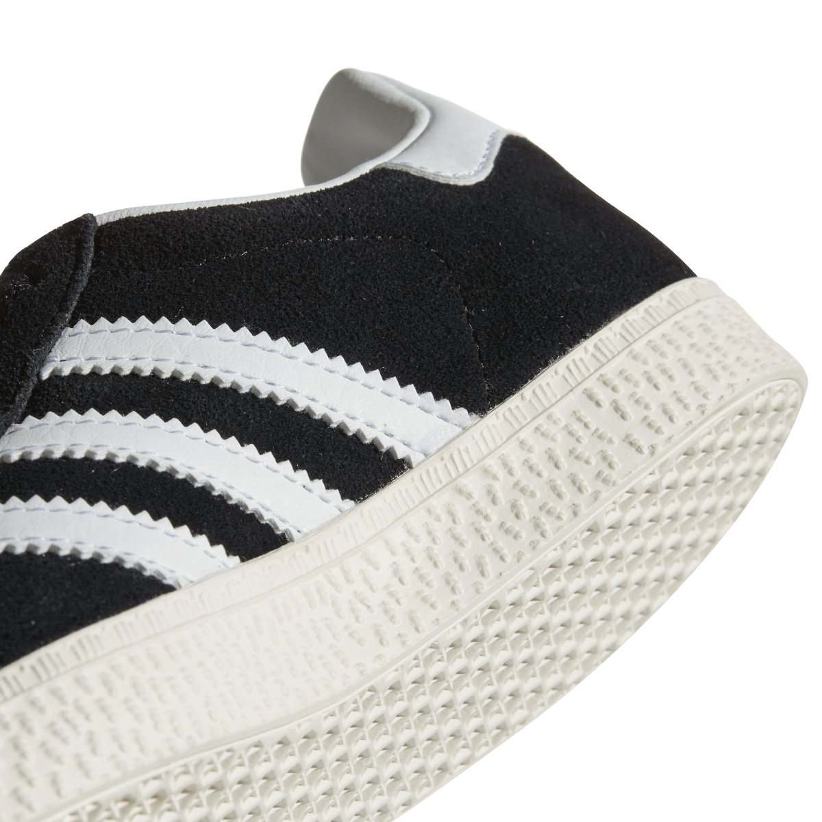 Overkicks - Adidas Gazelle Core Black Cloud White Gold Metallic (PS) (BB2507) - imagen 9