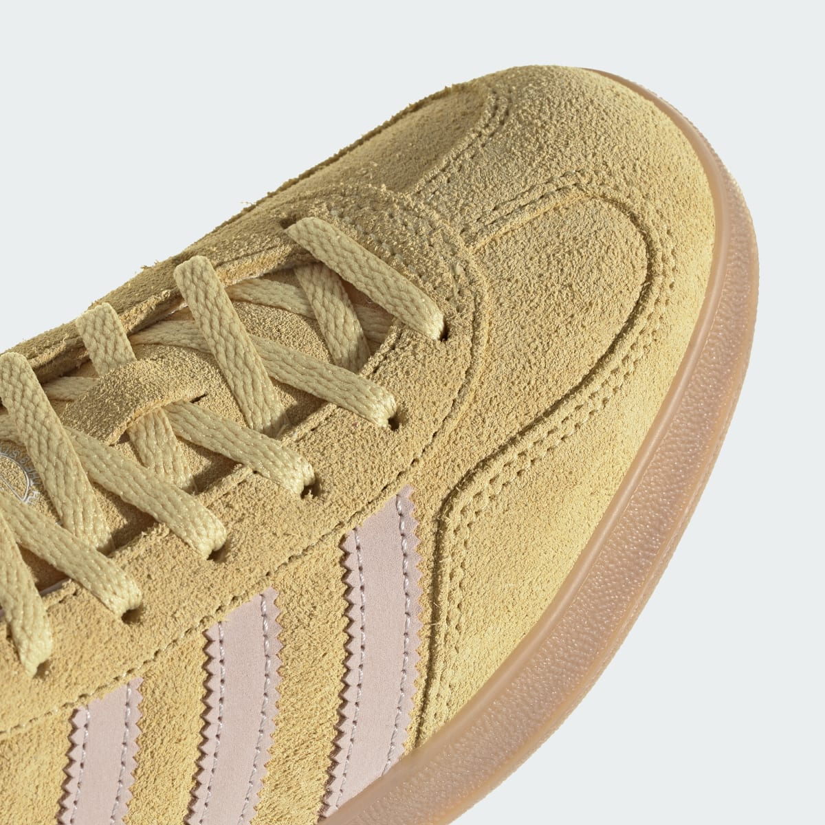 Overkicks - Adidas Gazelle Indoor Almost Yellow Wonder Quartz (IH9220) - detalle
