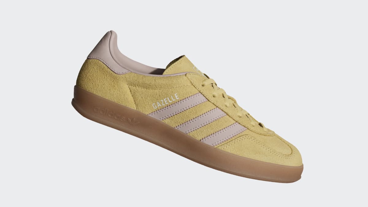 Overkicks - Adidas Gazelle Indoor Almost Yellow Wonder Quartz (IH9220) - par completo