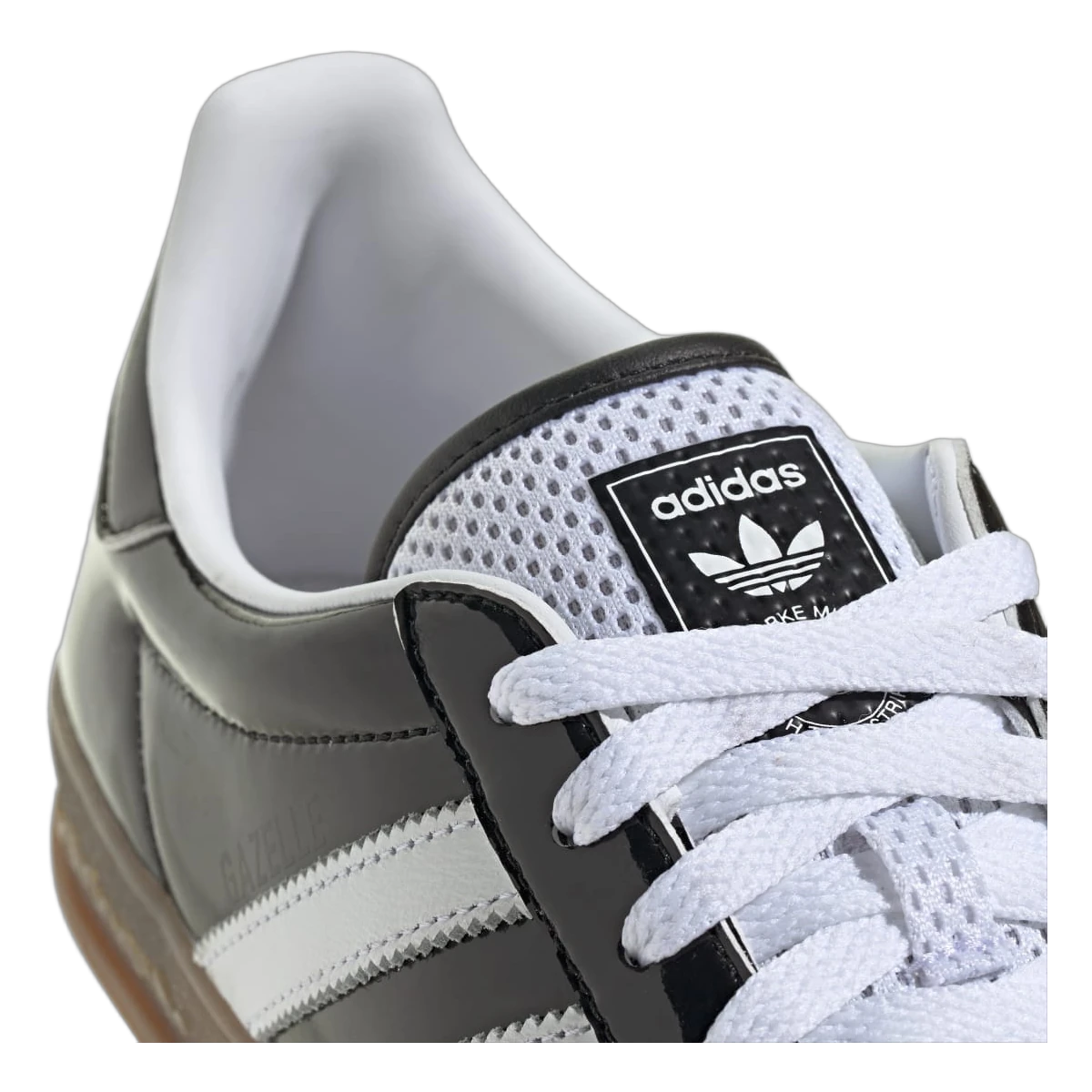 Overkicks - Adidas Gazelle Indoor Core Black Patent Leather (JQ8124) - detalle