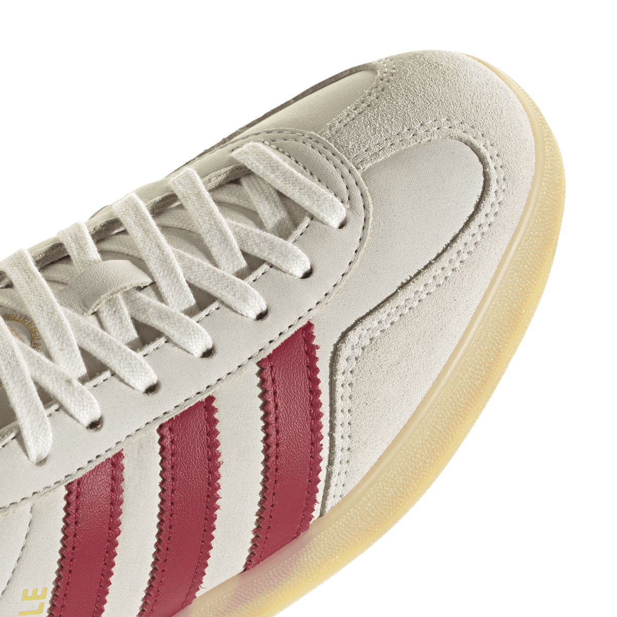 Overkicks - Adidas Gazelle Indoor Cream White Red Gum (IH9676) - detalle
