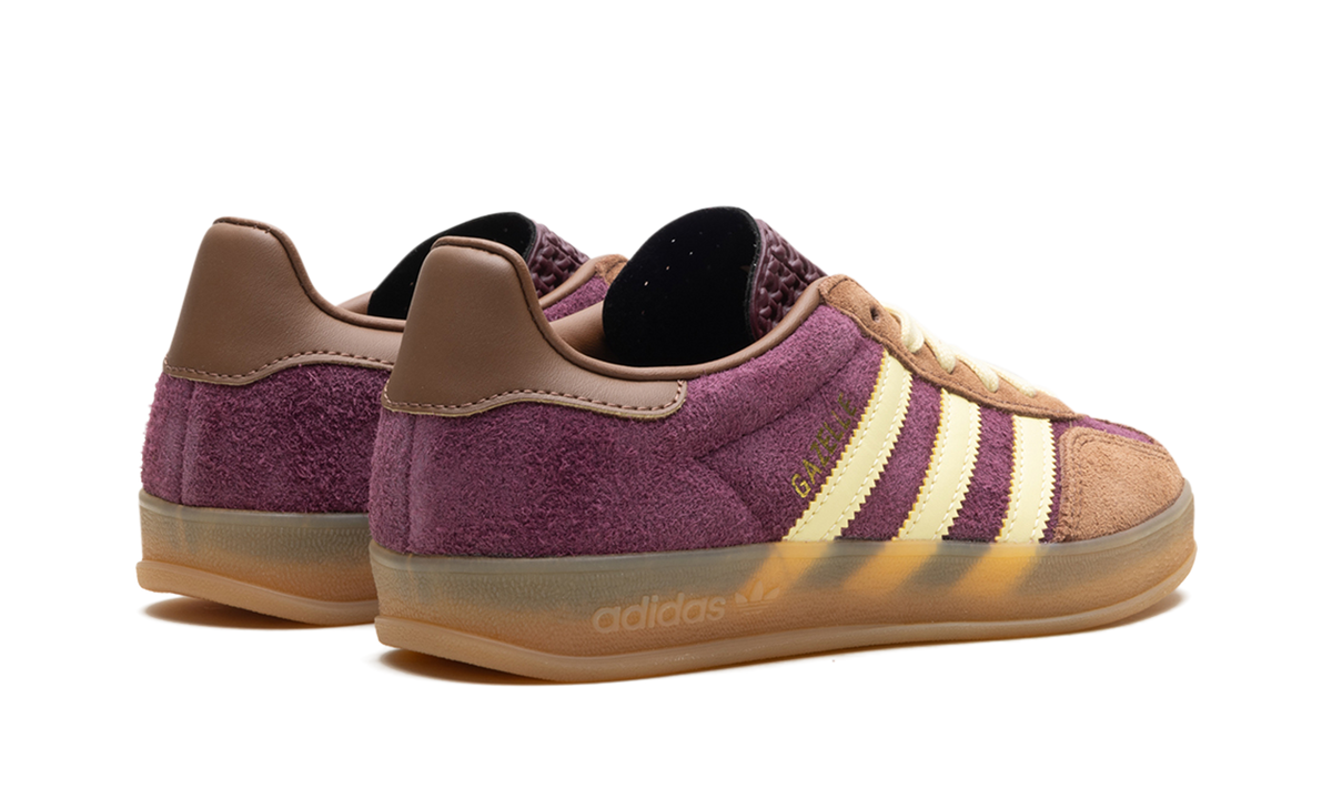 Overkicks - Adidas Gazelle Indoor Maroon Almost Yellow (JI0324) - par completo