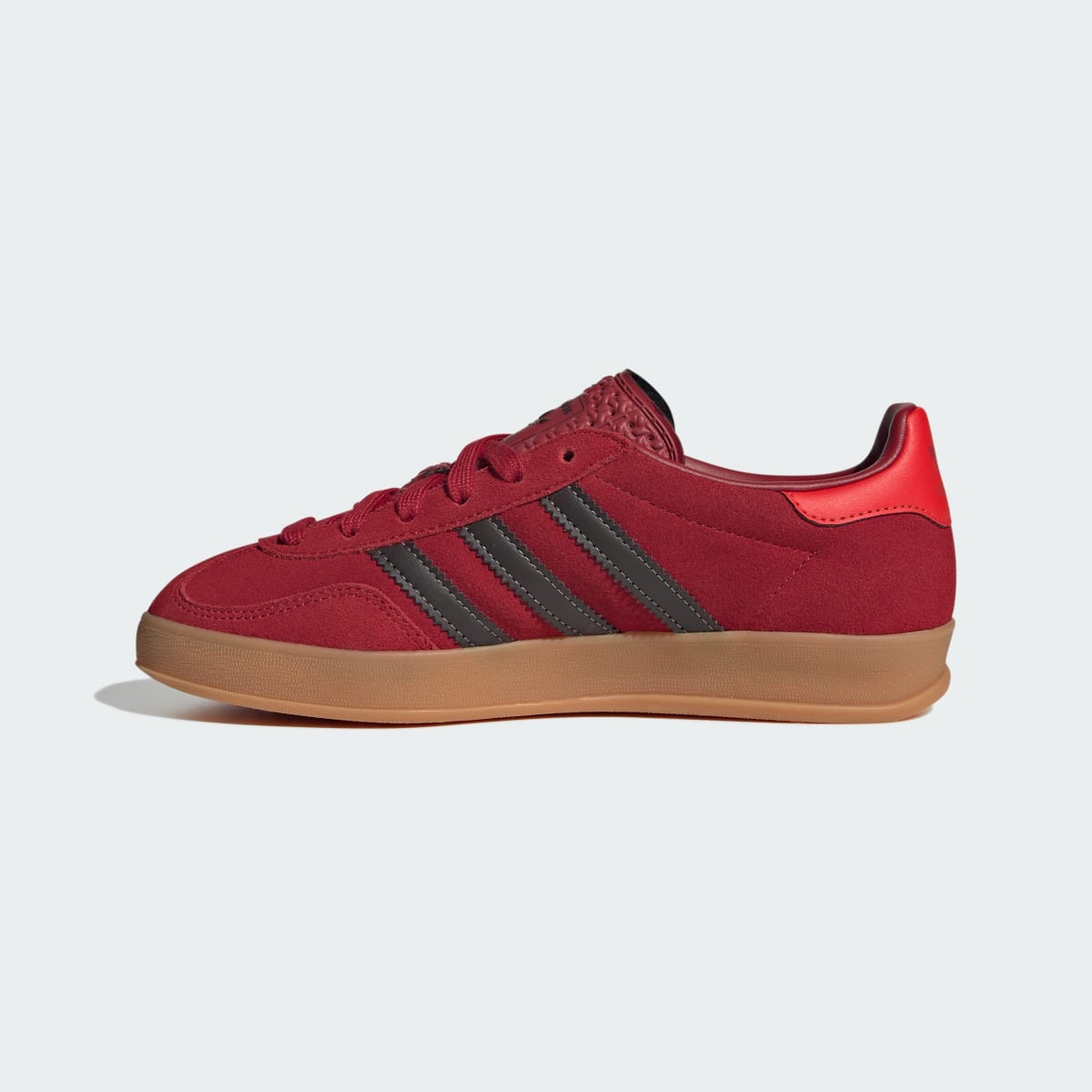 Overkicks - Adidas Gazelle Indoor Team Victory Red Aurora Coffee (IH6448) - detalle talón