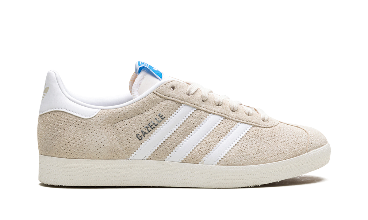 Overkicks - Adidas Gazelle Wonder White (IF3817) - detalle talón