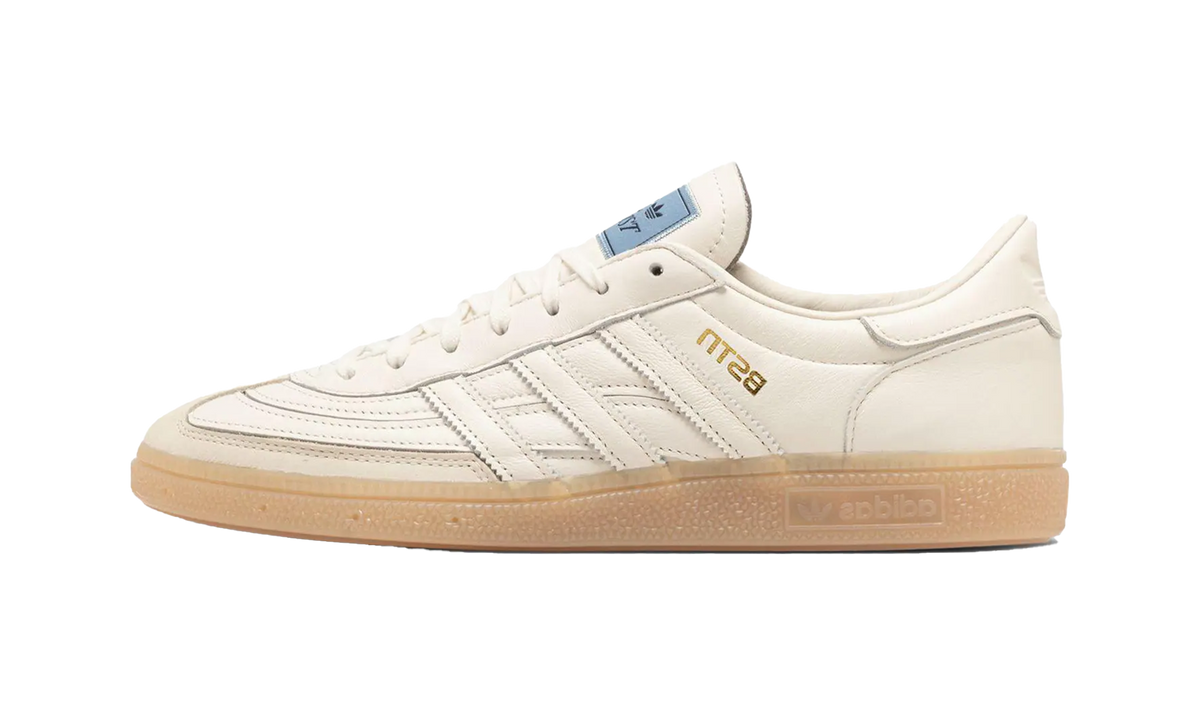 Overkicks - Adidas Handball Spezial BSTN O.G. With A Twist Cream White (JQ9290) - vista lateral
