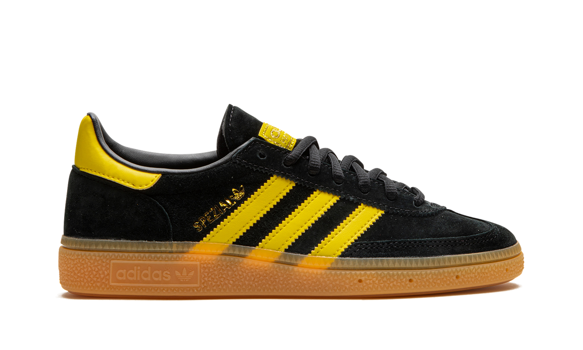 Overkicks - Adidas Handball Spezial Black Yellow (FX5676) - detalle talón
