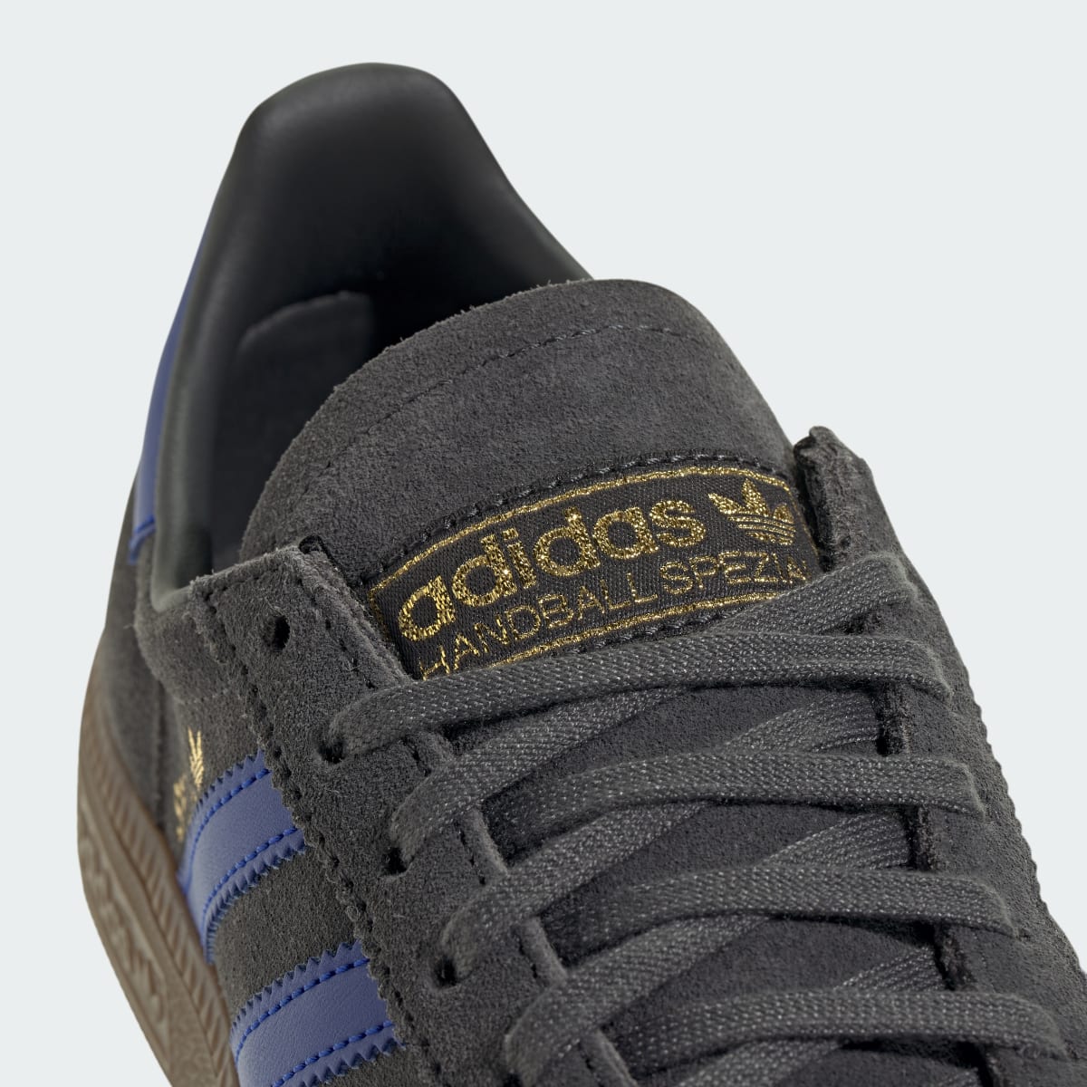 Overkicks - Adidas Handball Spezial Carbon Lucid Blue Gum (JP9553) - detalle