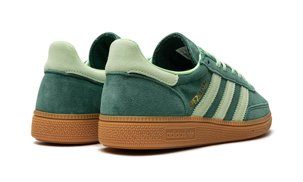 Overkicks - Adidas Handball Spezial Collegiate Green Semi Green Spark (IE5896) - par completo