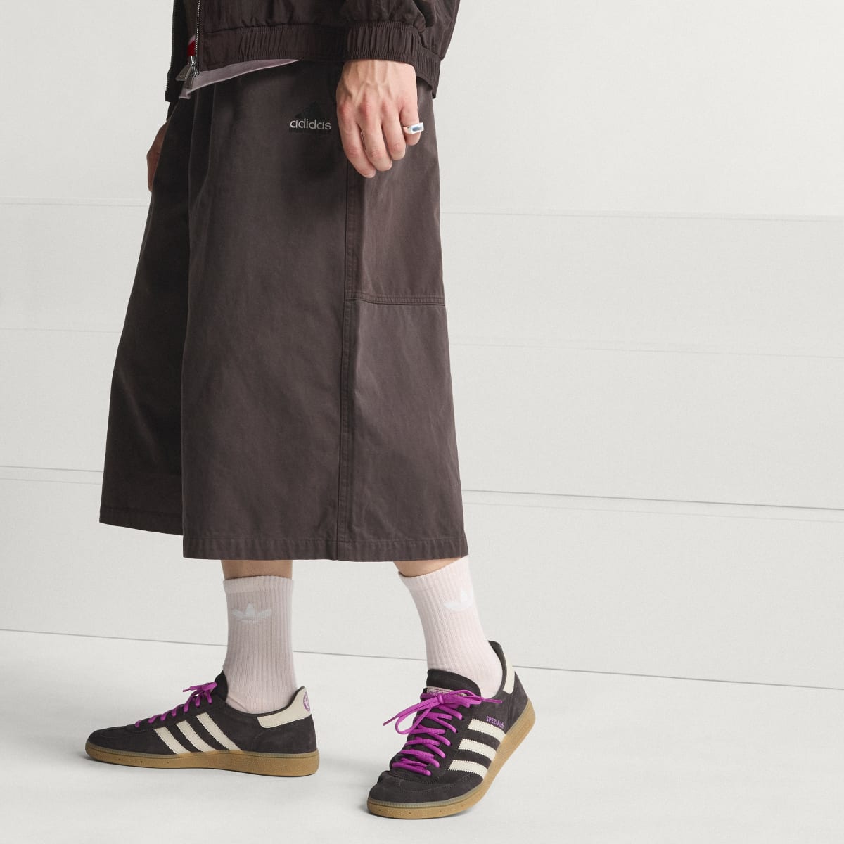 Overkicks - Adidas Handball Spezial FIFA World Cup 2026 Chile (HQ9439) - vista trasera