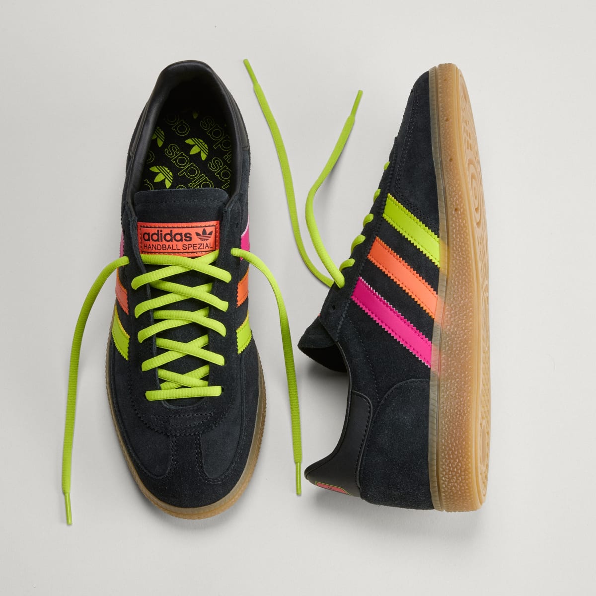 Overkicks - Adidas Handball Spezial FIFA World Cup 2026 Peru (HQ9440) - detalle suela