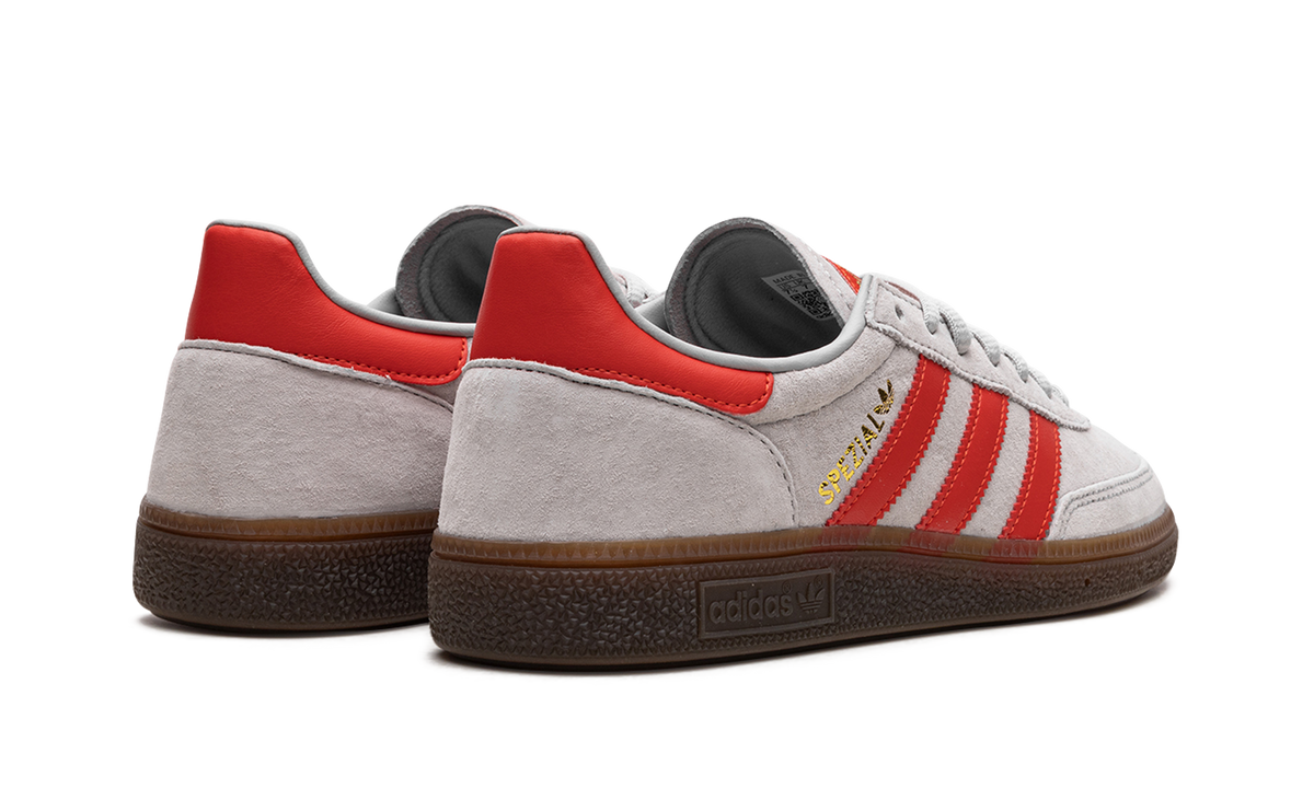 Overkicks - Adidas Handball Spezial Grey Hi-Res Red (EF5747) - par completo