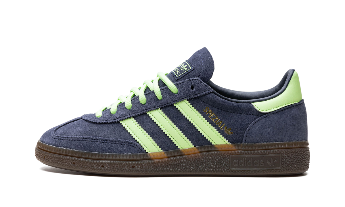 Overkicks - Adidas Handball Spezial Legend Ink Green Spark (IH7497) - vista lateral