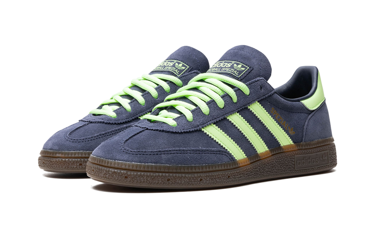 Overkicks - Adidas Handball Spezial Legend Ink Green Spark (IH7497) - vista trasera