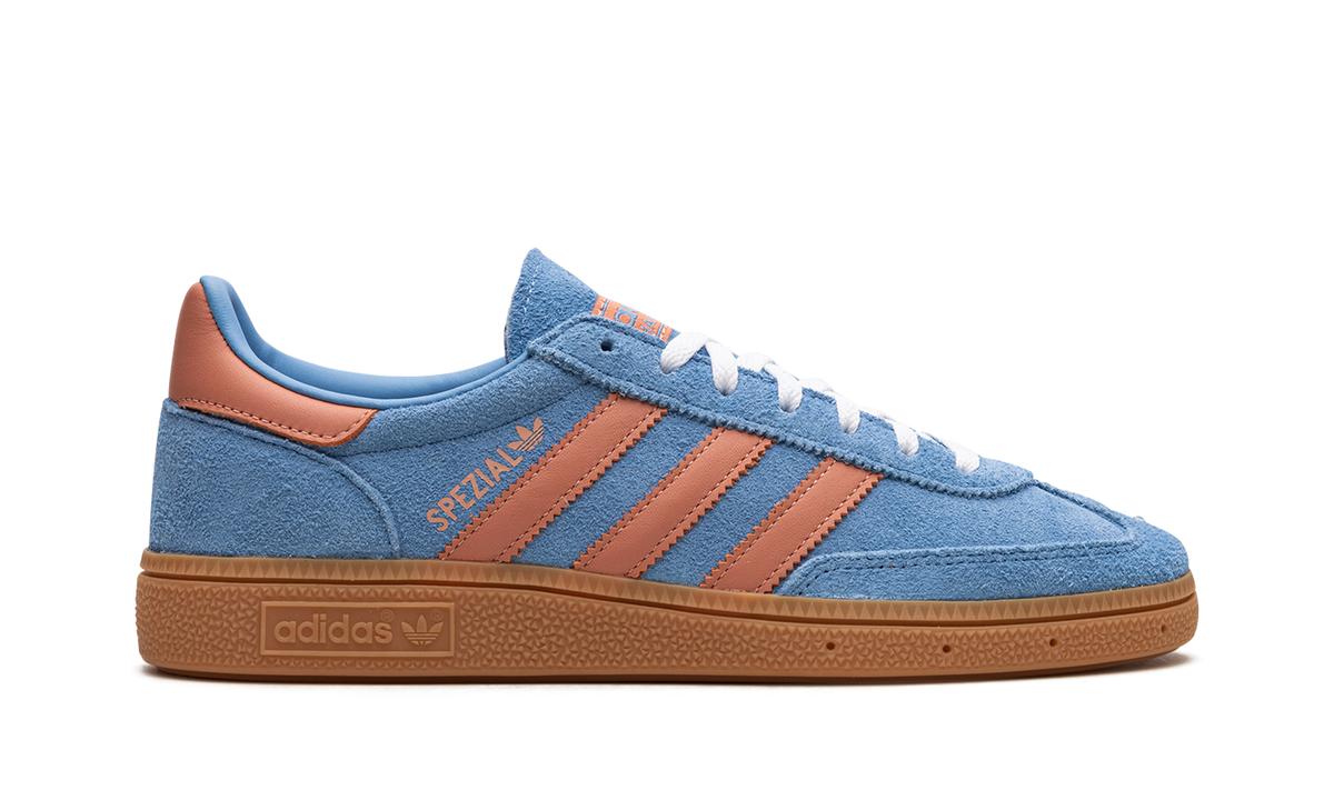 Overkicks - Adidas Handball Spezial Light Blue Wonder Clay (IF6564) - detalle talón