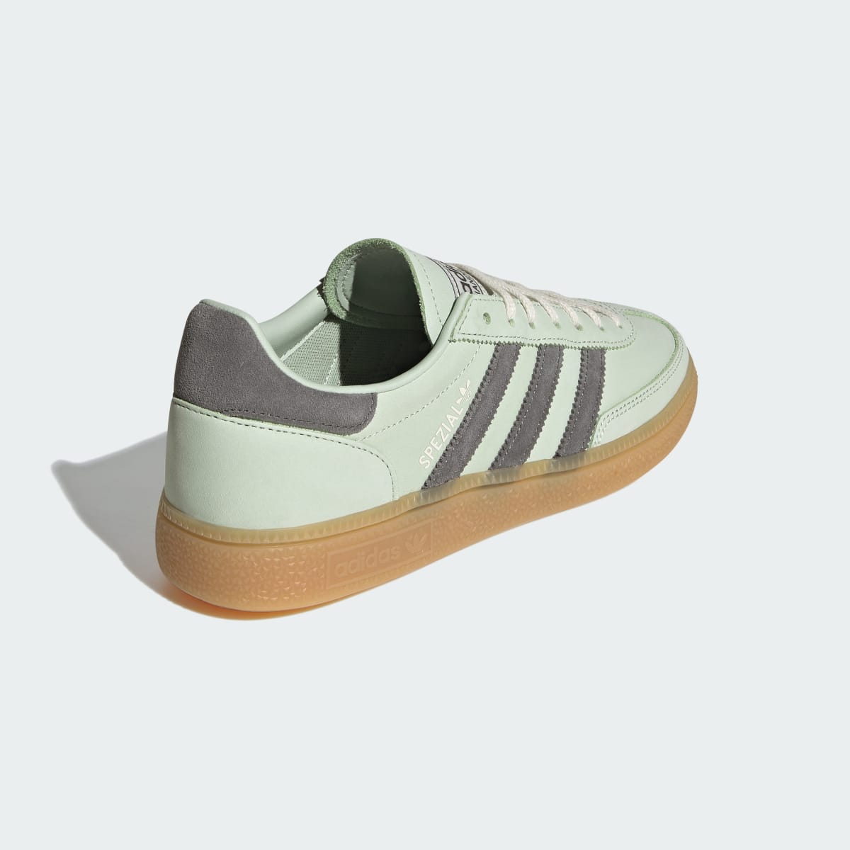 Overkicks - Adidas Handball Spezial Linen Green Grey Four (IH1506) - vista superior
