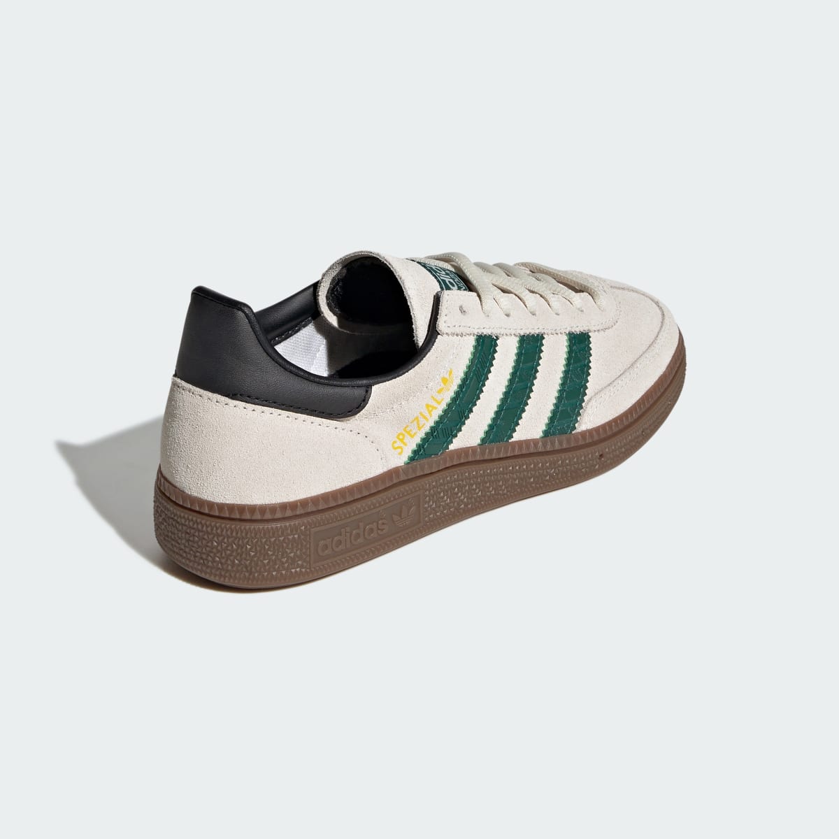 Overkicks - Adidas Handball Spezial Off White Collegiate Green (JP9562) - vista superior