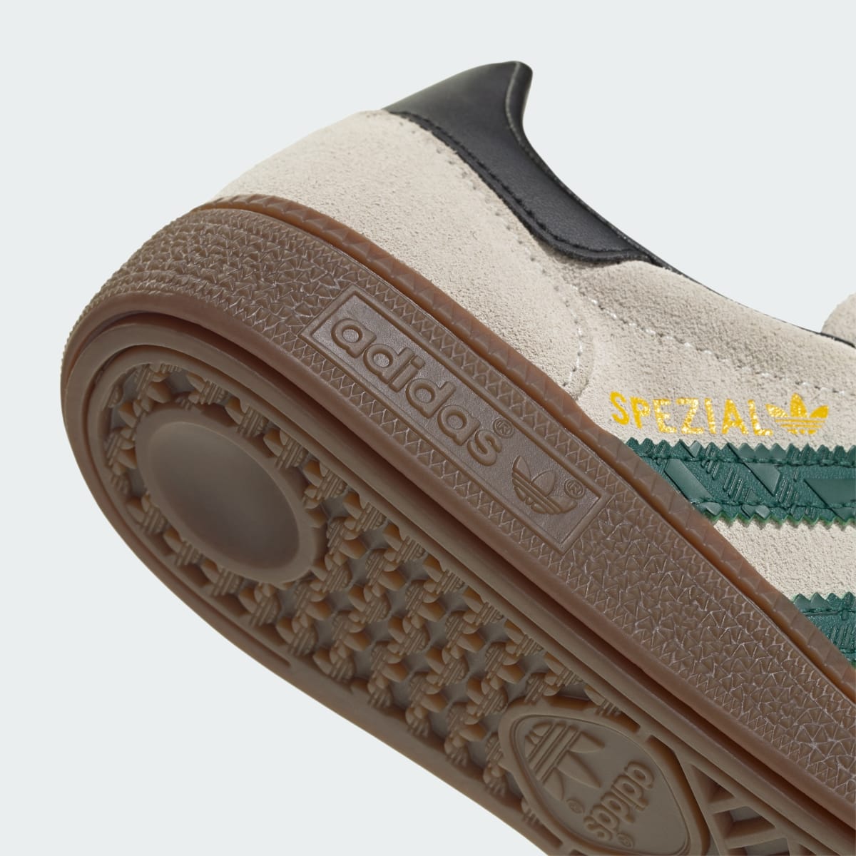 Overkicks - Adidas Handball Spezial Off White Collegiate Green (JP9562) - detalle lateral interior