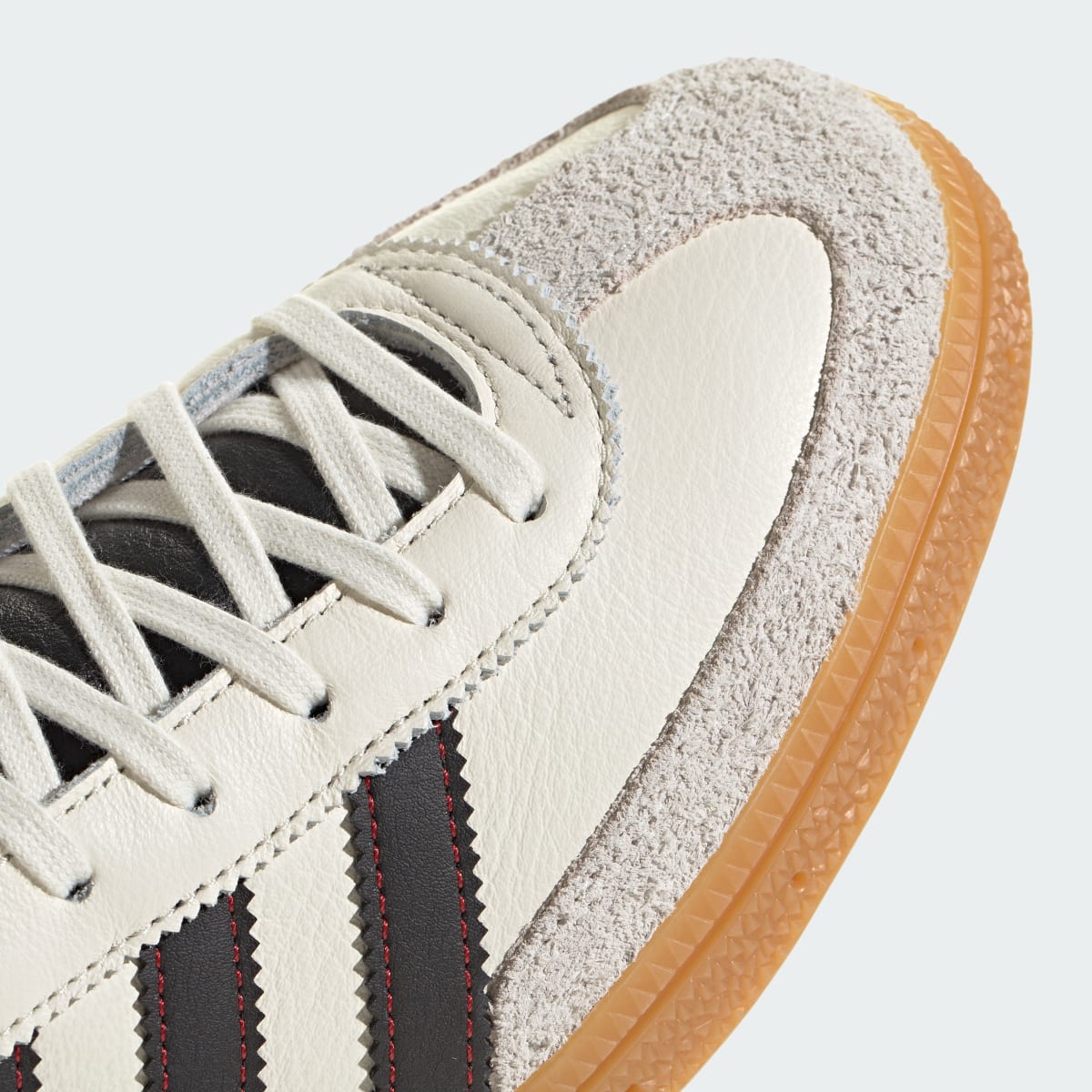 Overkicks - Adidas Handball Spezial Off White Core Black Red (JH6398) - detalle