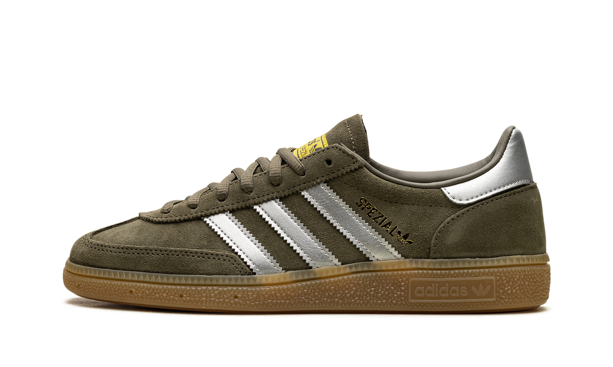 Overkicks - Adidas Handball Spezial Olive Strata (JH7558) - vista lateral