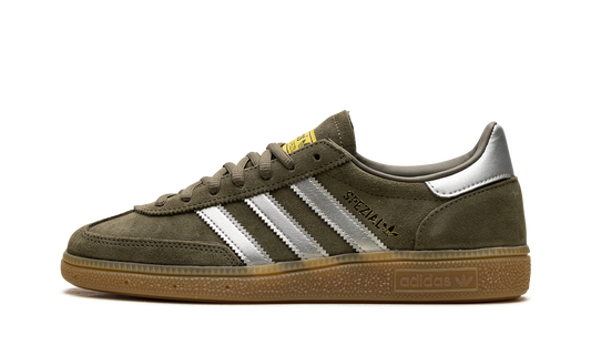Overkicks - Adidas Handball Spezial Olive Strata (JH7558) - vista lateral