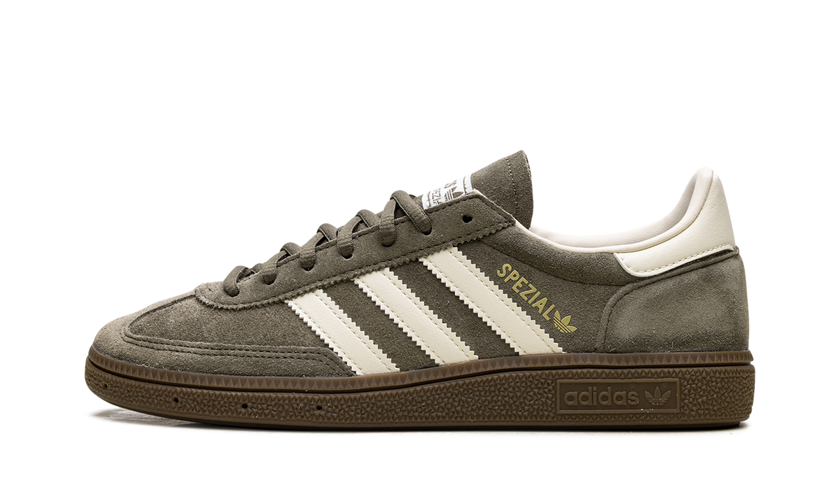 Overkicks - Adidas Handball Spezial Olive Strata Cream White (JR2121) - vista lateral